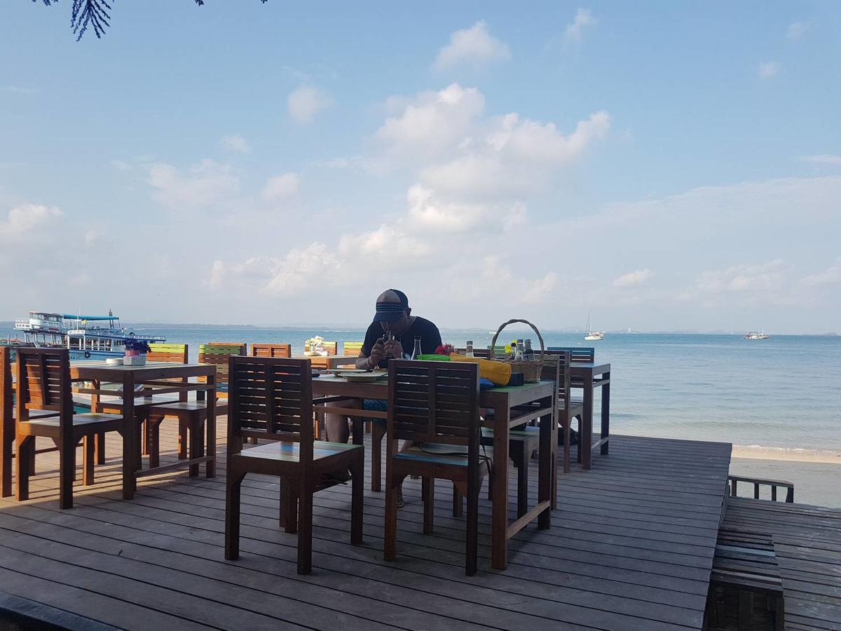 Baan Rom Talay Made' Hotel Szamed-sziget Kültér fotó