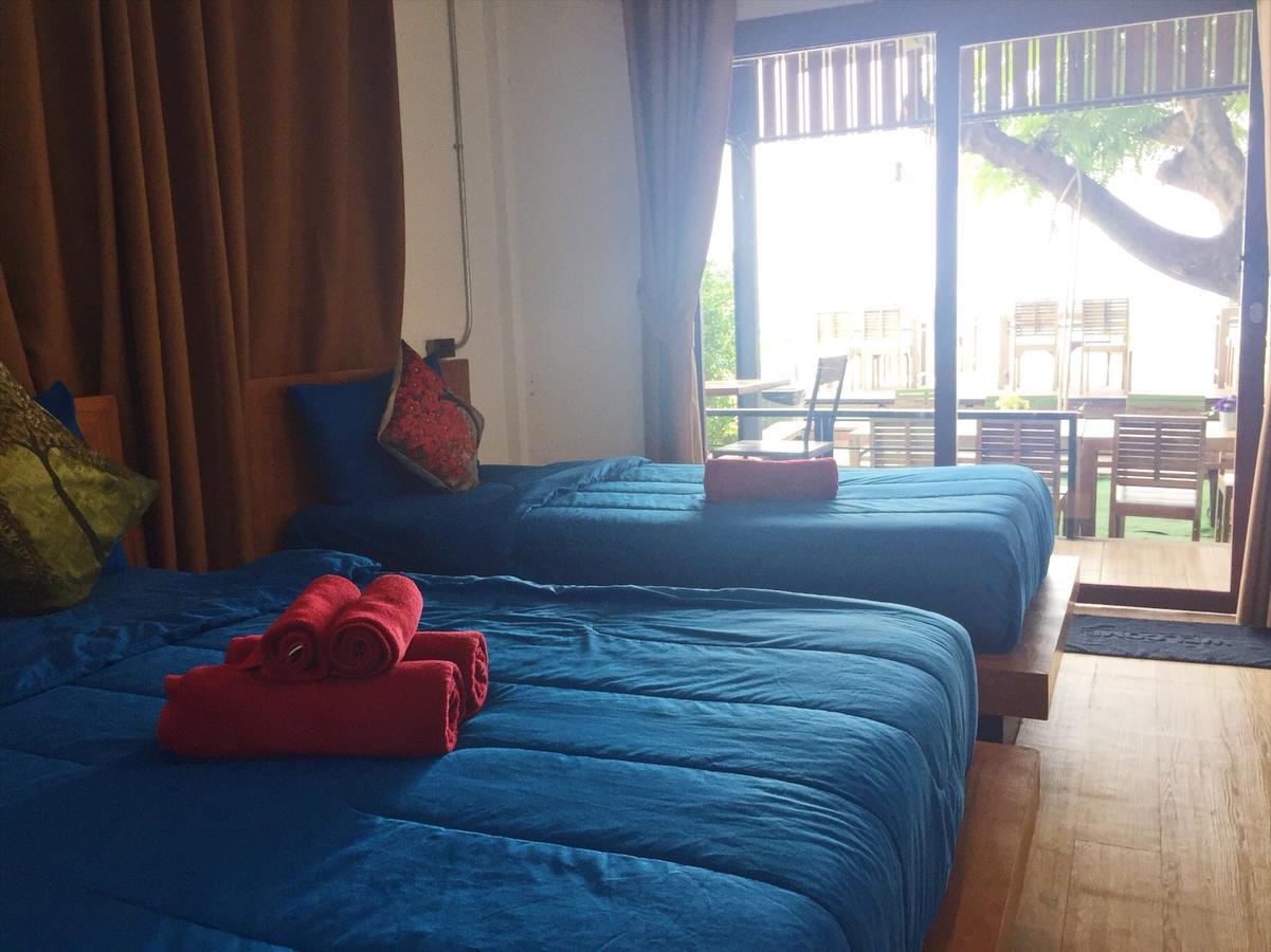 Baan Rom Talay Made' Hotel Szamed-sziget Kültér fotó